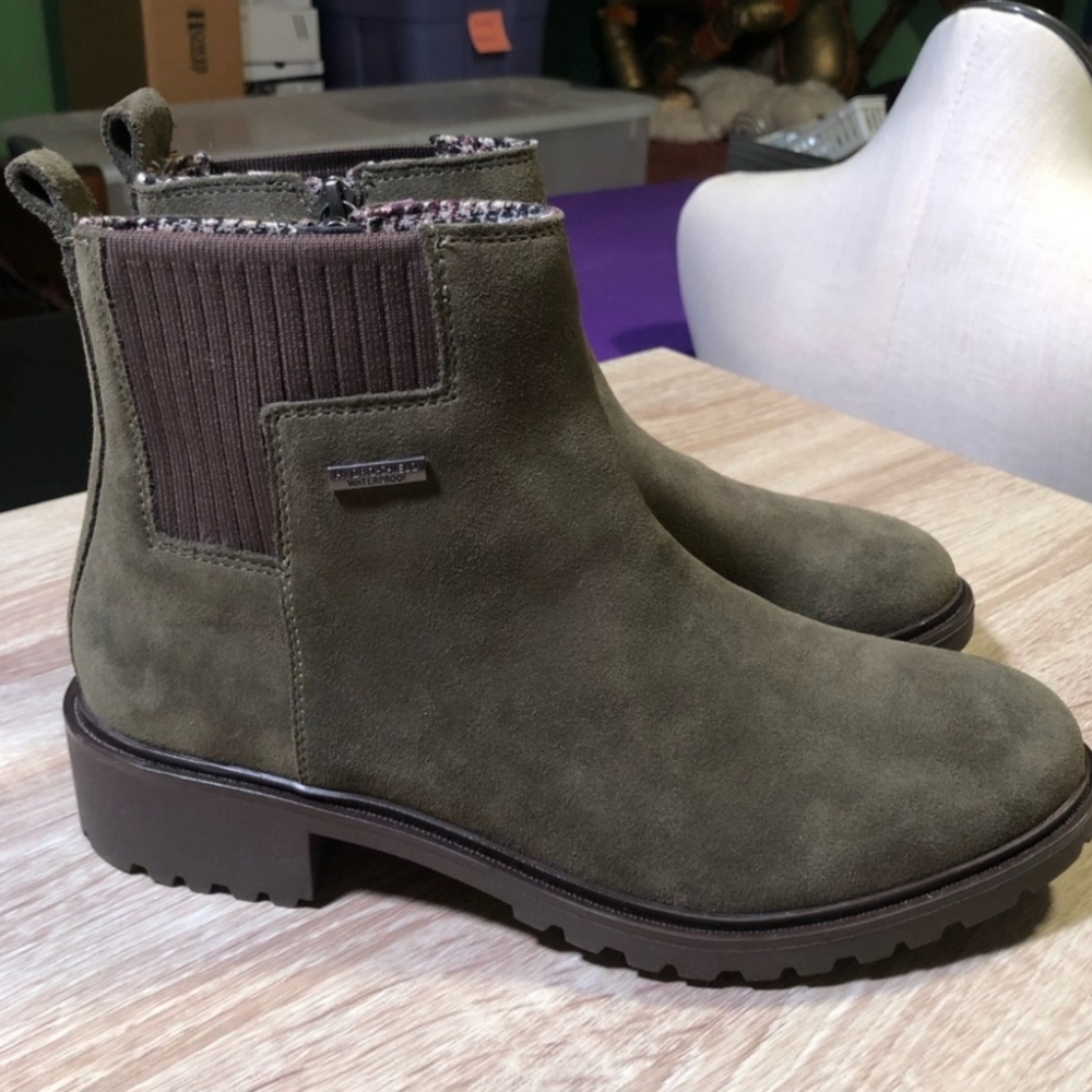 Olive Rockport Rayleigh Gore Chelsea Waterproof Ankle Booties 8.5
